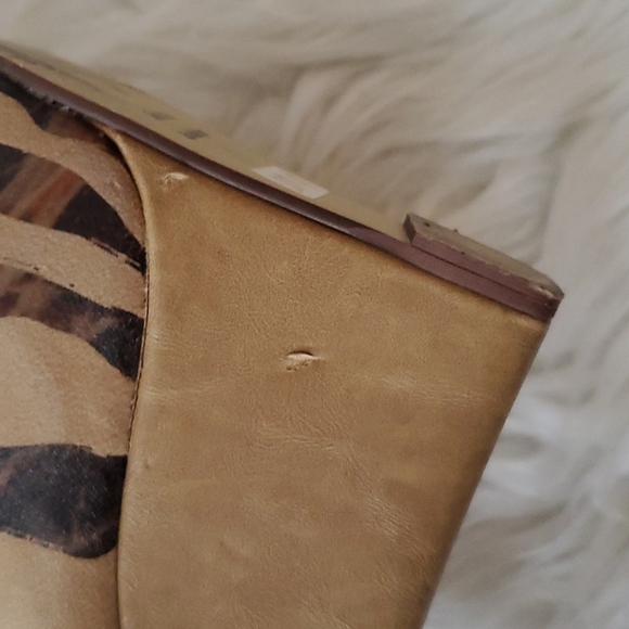 Cathy Jean Animal Print Wedge Platforms - Picture 6 of 6